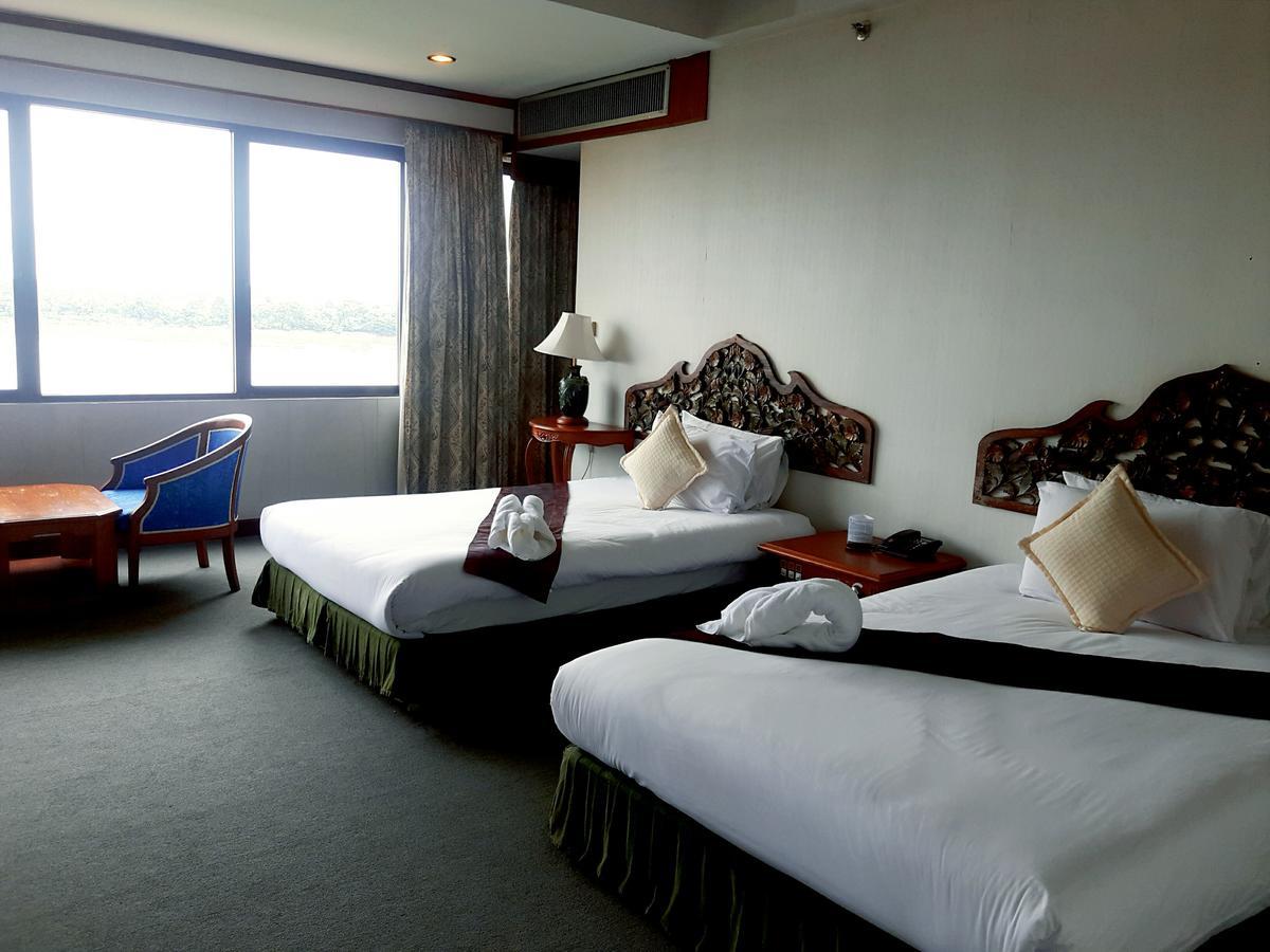 Royal Mekong Riverside Hotel Nong Khai Exterior photo