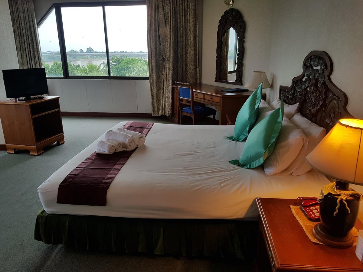 Royal Mekong Riverside Hotel Nong Khai Exterior photo