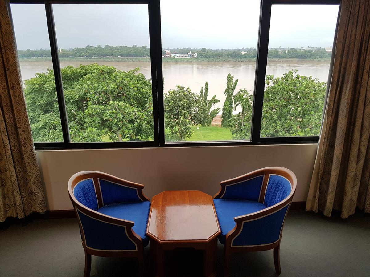 Royal Mekong Riverside Hotel Nong Khai Exterior photo