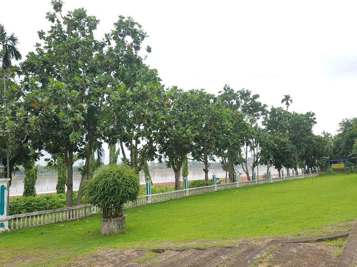 Royal Mekong Riverside Hotel Nong Khai Exterior photo
